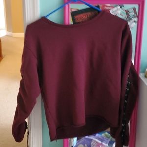 Hot topic sweatshirt